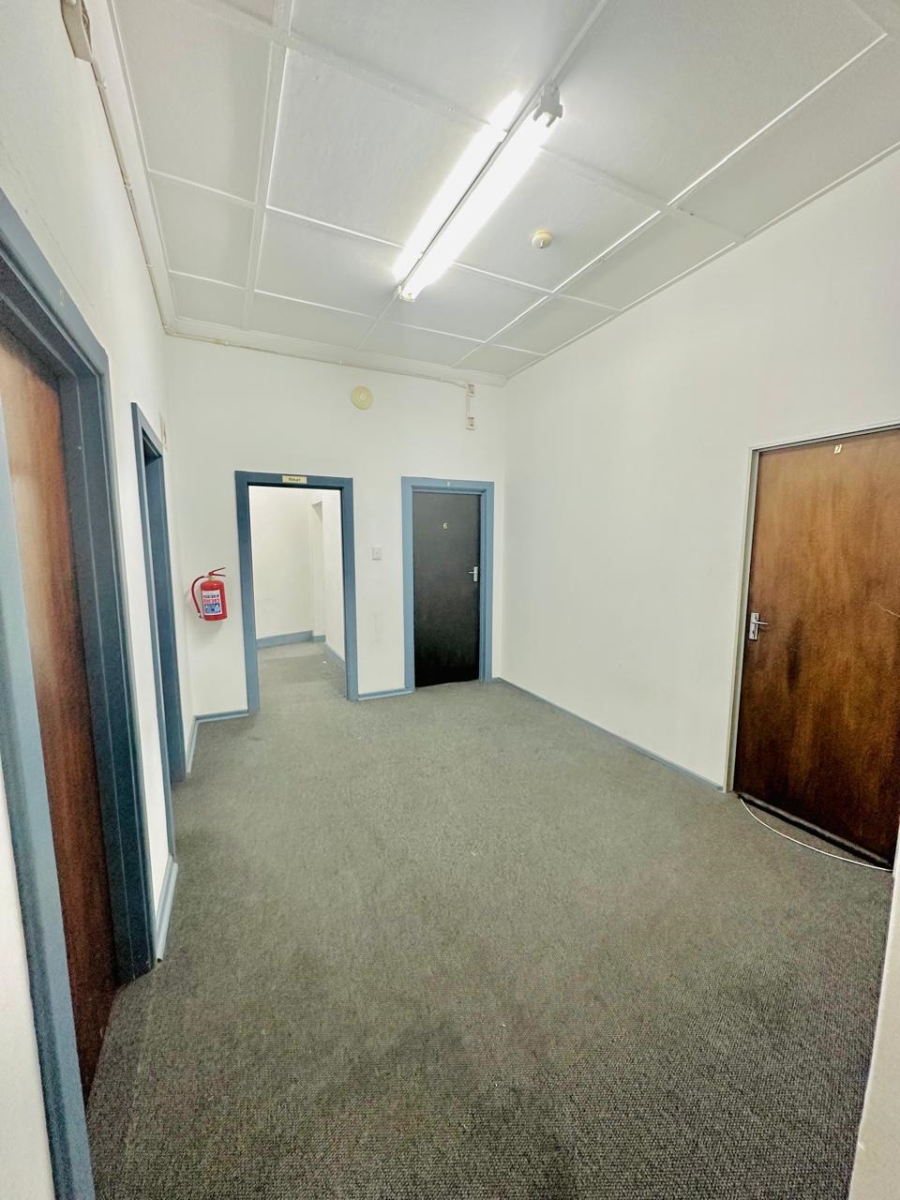 To Let 1 Bedroom Property for Rent in Southernwood Eastern Cape